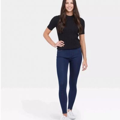 Assets by Spanx  sz M Indigo Rinse Shaping Denim Leggings Style 20357R NWT